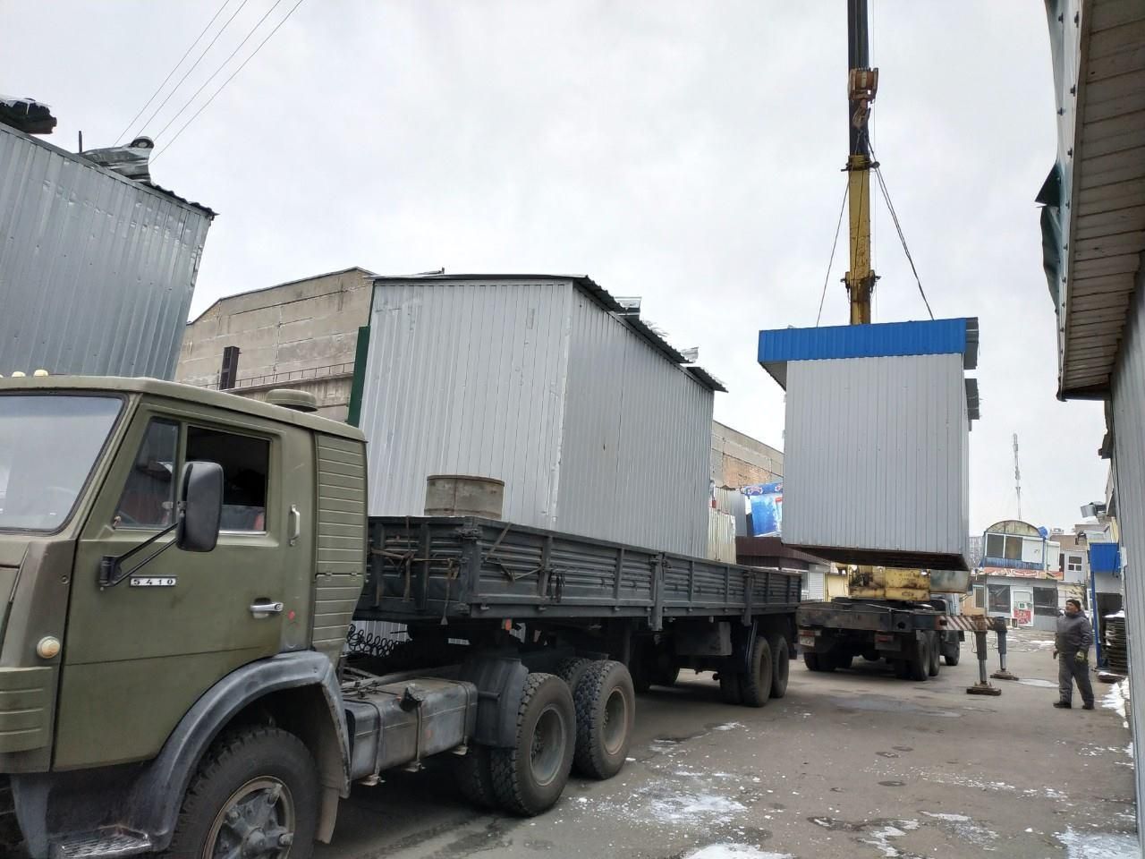 Демонтовані київські МАФи відправляють на передову