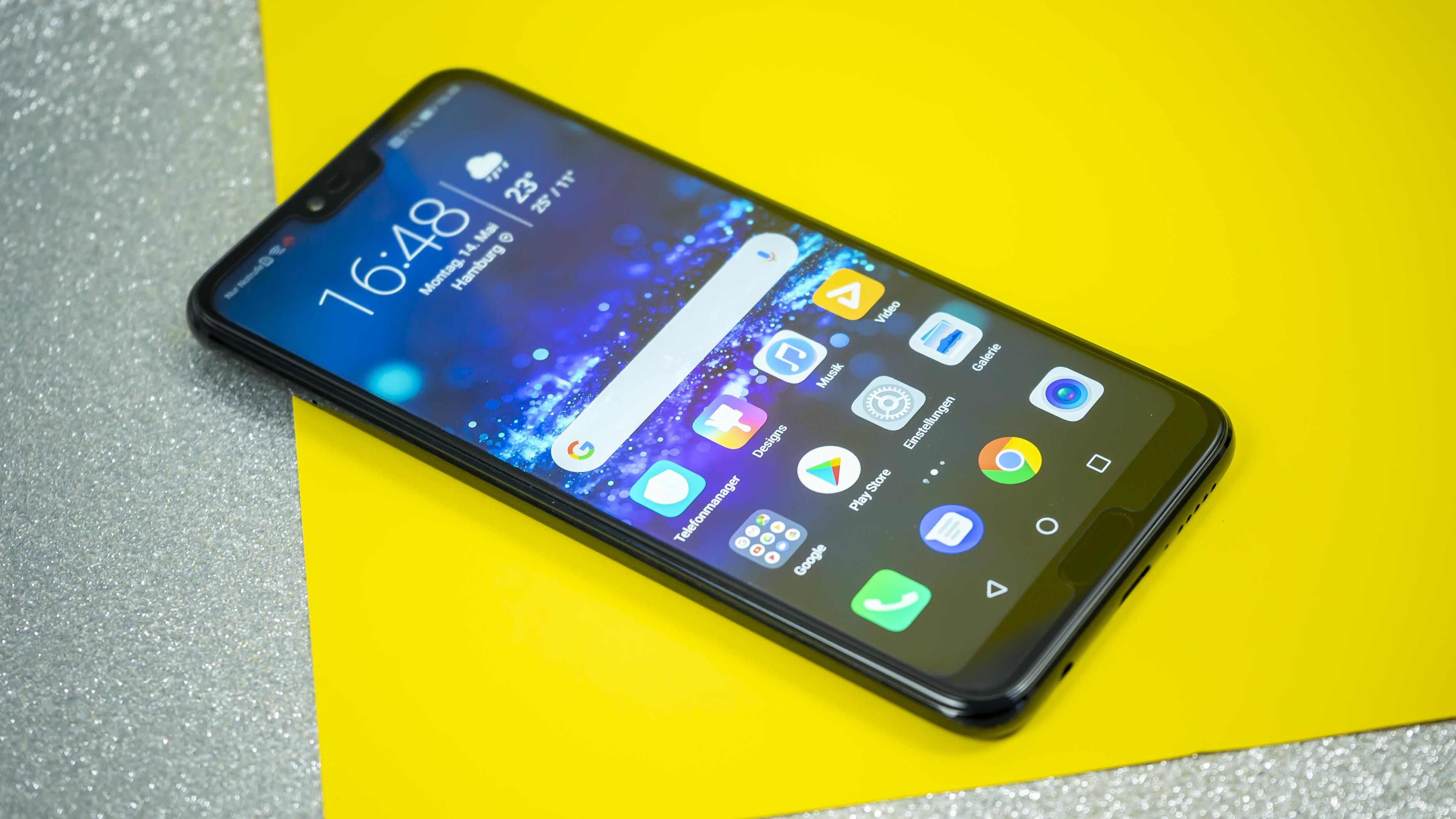 Определили смартфон, который активнее всего покупали в октябре Определили смартфон, который активнее всего покупали в октябре