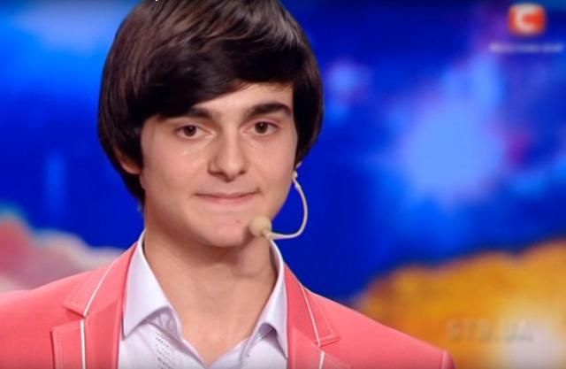 Український школяр встановив рекорд, не пропустивши жодного уроку за час навчання Український школяр встановив рекорд, не пропустивши жодного уроку за час навчання