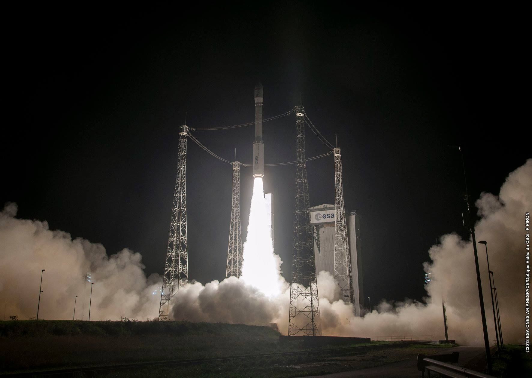 Ракету-носій Vega з українською комплектацією  успішно запустили у космос: фото