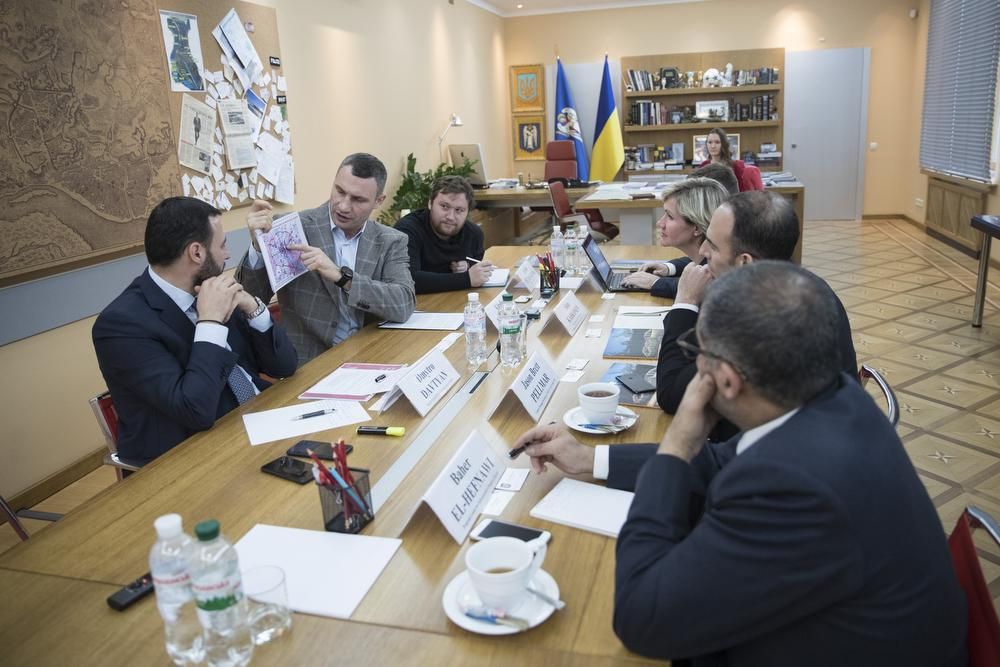 Ми завершуємо розробку швидкісного коридору громадського транспорту на Троєщину, – Кличко Ми завершуємо розробку швидкісного коридору громадського транспорту на Троєщину, – Кличко