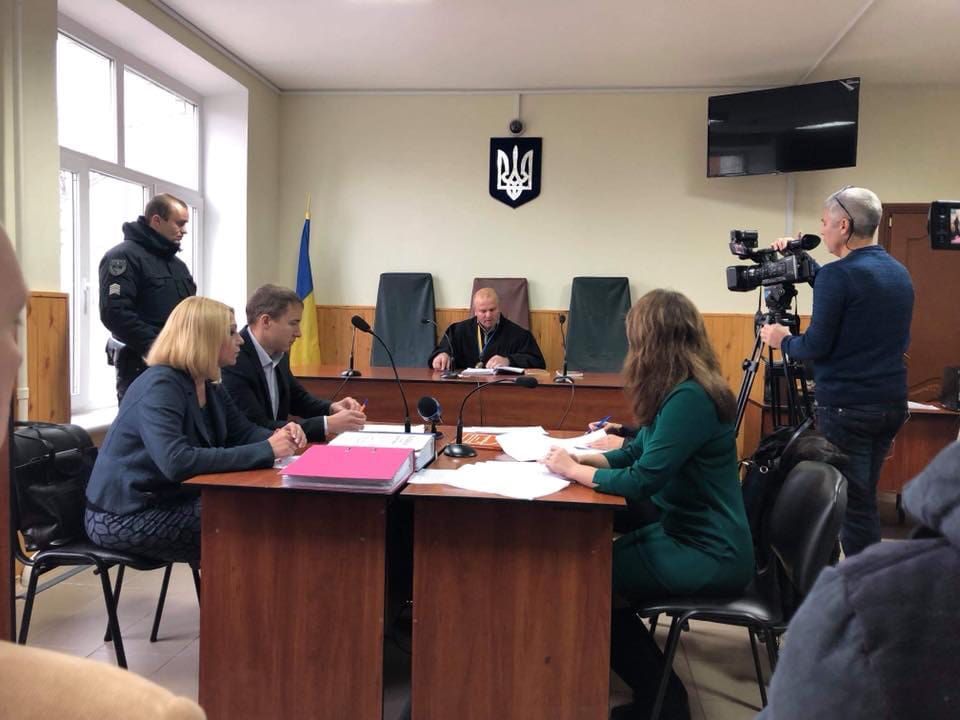 Глухов остался без главы: жизнедеятельность города под угрозой Глухов остался без главы: жизнедеятельность города под угрозой