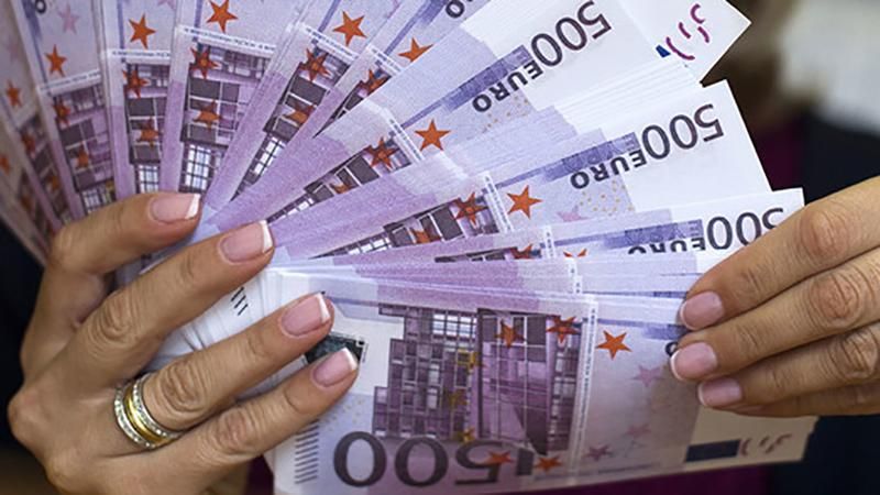 Испанские полицейские раскрыли сложную мошенническую схему: известны детали Испанские полицейские раскрыли сложную мошенническую схему: известны детали