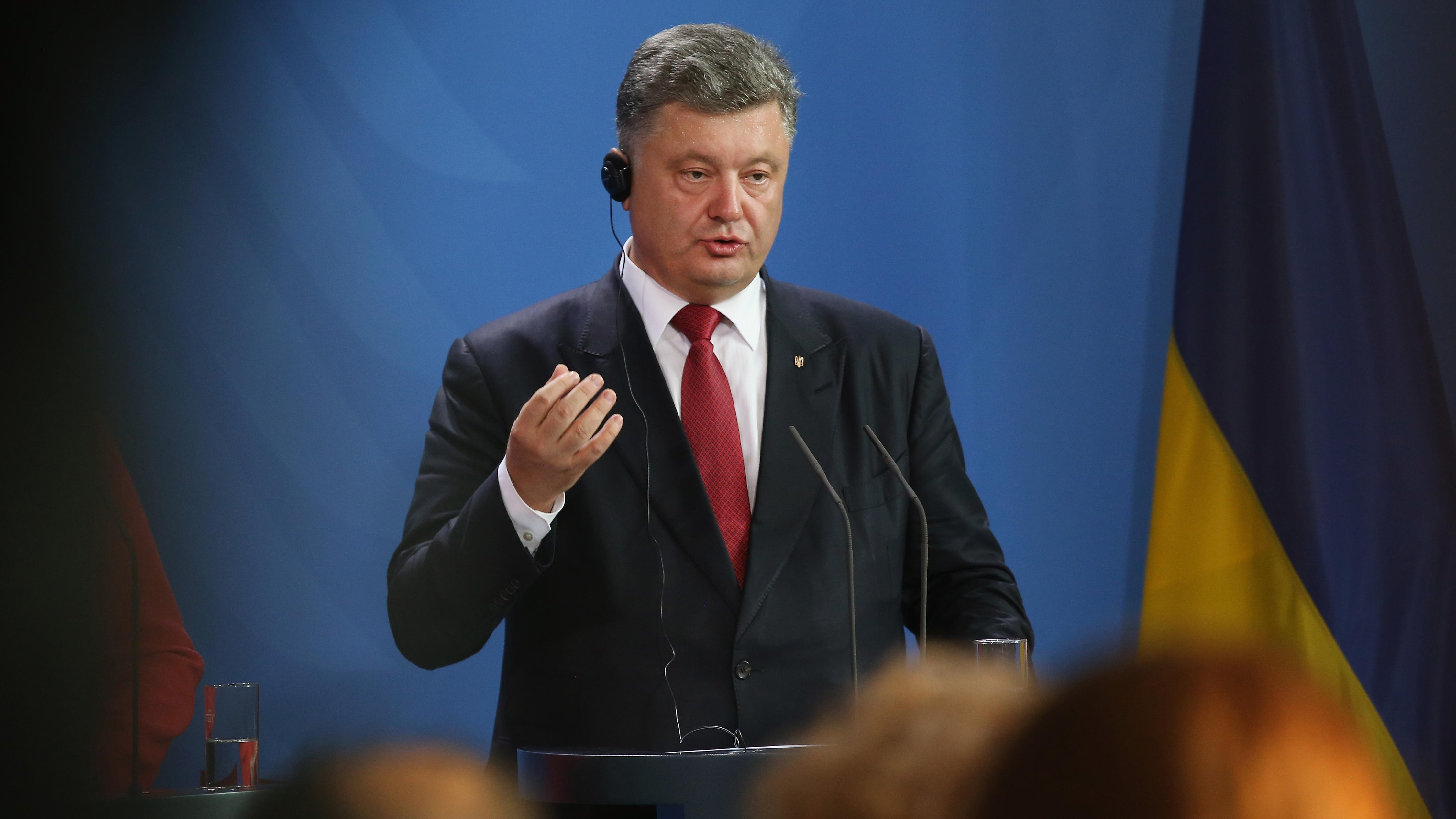 Порошенко получил 60 миллионов гривен доходов: в АП дали объяснения