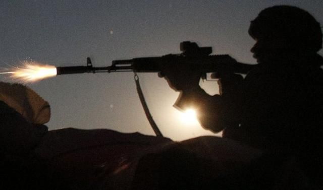 Ситуация на Донбассе: боевики ранили 2 украинских бойцов, однако сами понесли потери Ситуация на Донбассе: боевики ранили 2 украинских бойцов, однако сами понесли потери