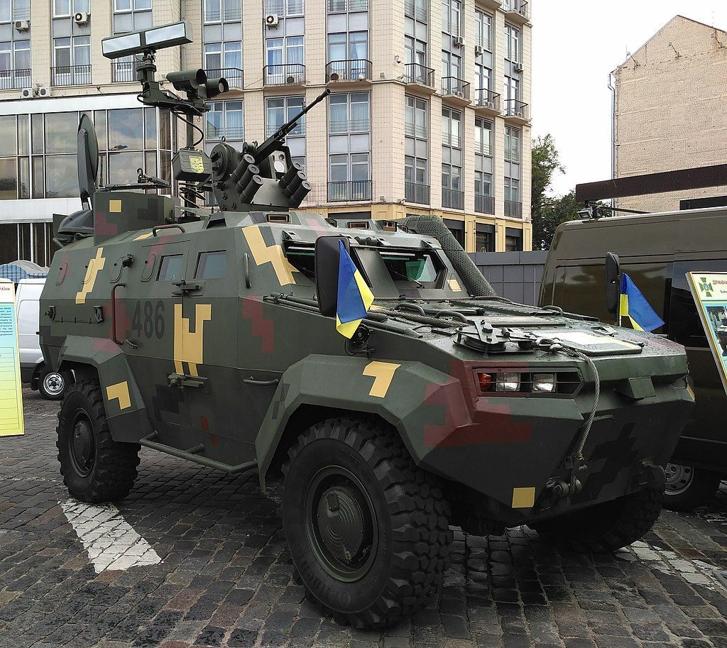 Техника войны: ВСУ получили боевую машину "Тритон". Почему затонула аргентинская субмарина Техника войны: ВСУ получили боевую машину "Тритон". Почему затонула аргентинская субмарина