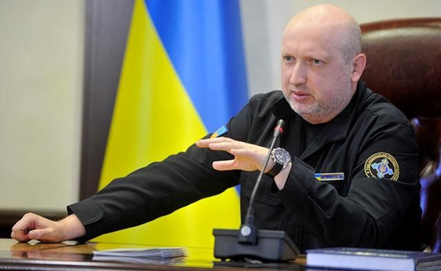 Українці гинуть через Кремль: Турчинов прирівняв трагедію Голодомору до війни на Донбасі Українці гинуть через Кремль: Турчинов прирівняв трагедію Голодомору до війни на Донбасі