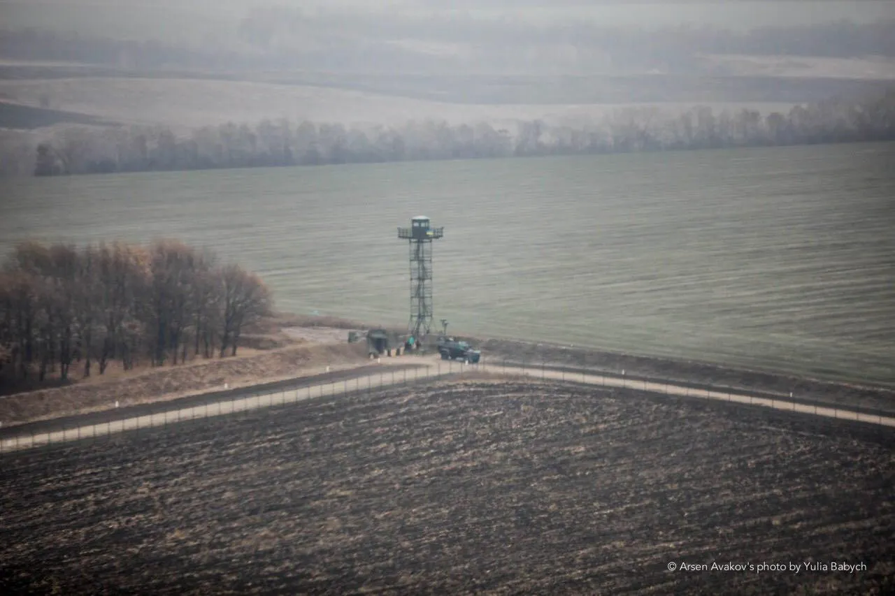 Стіна Кордон Україна-Росія Стіна Кордон Україна-Росія