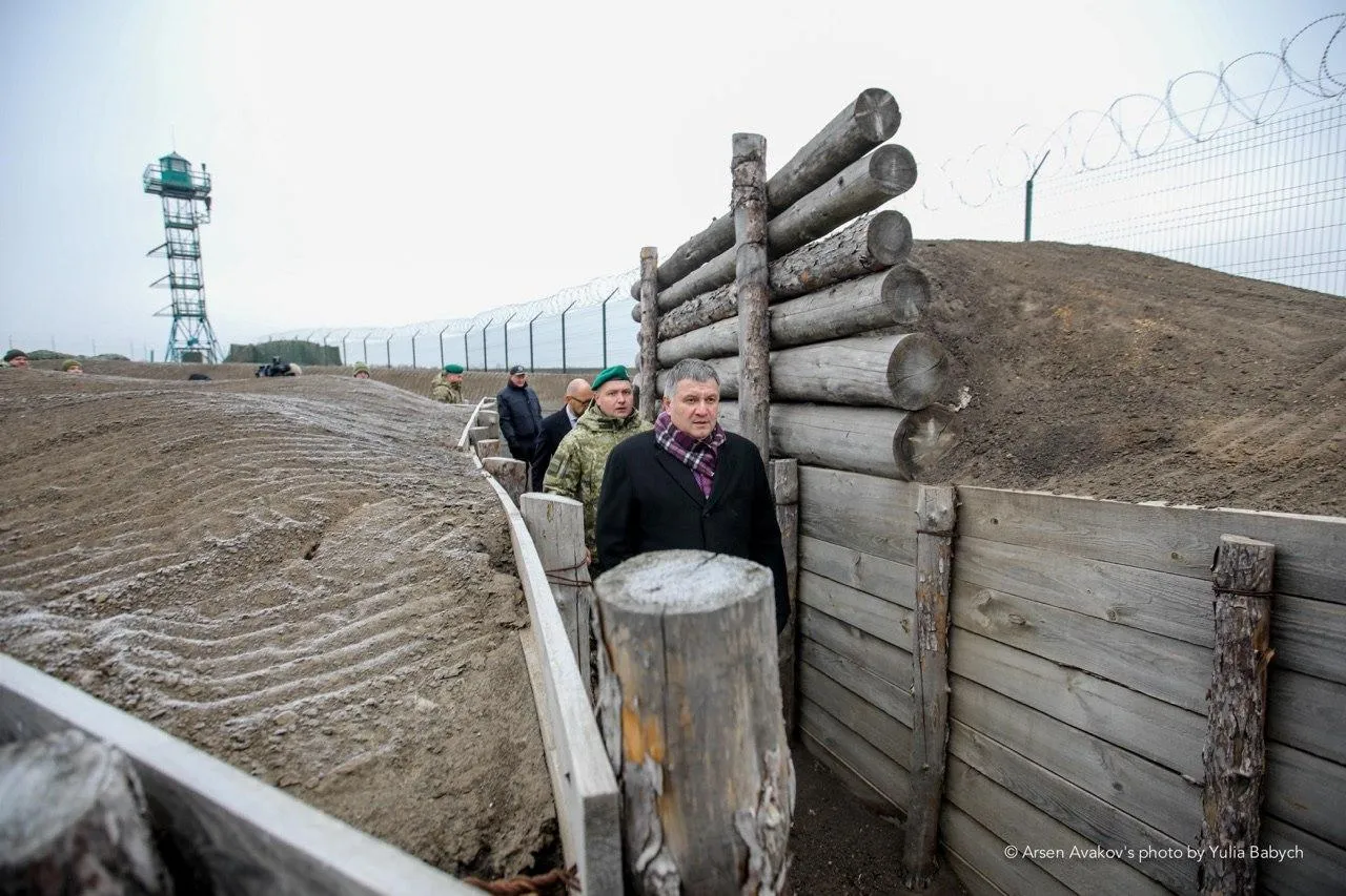 стіна росія кордон