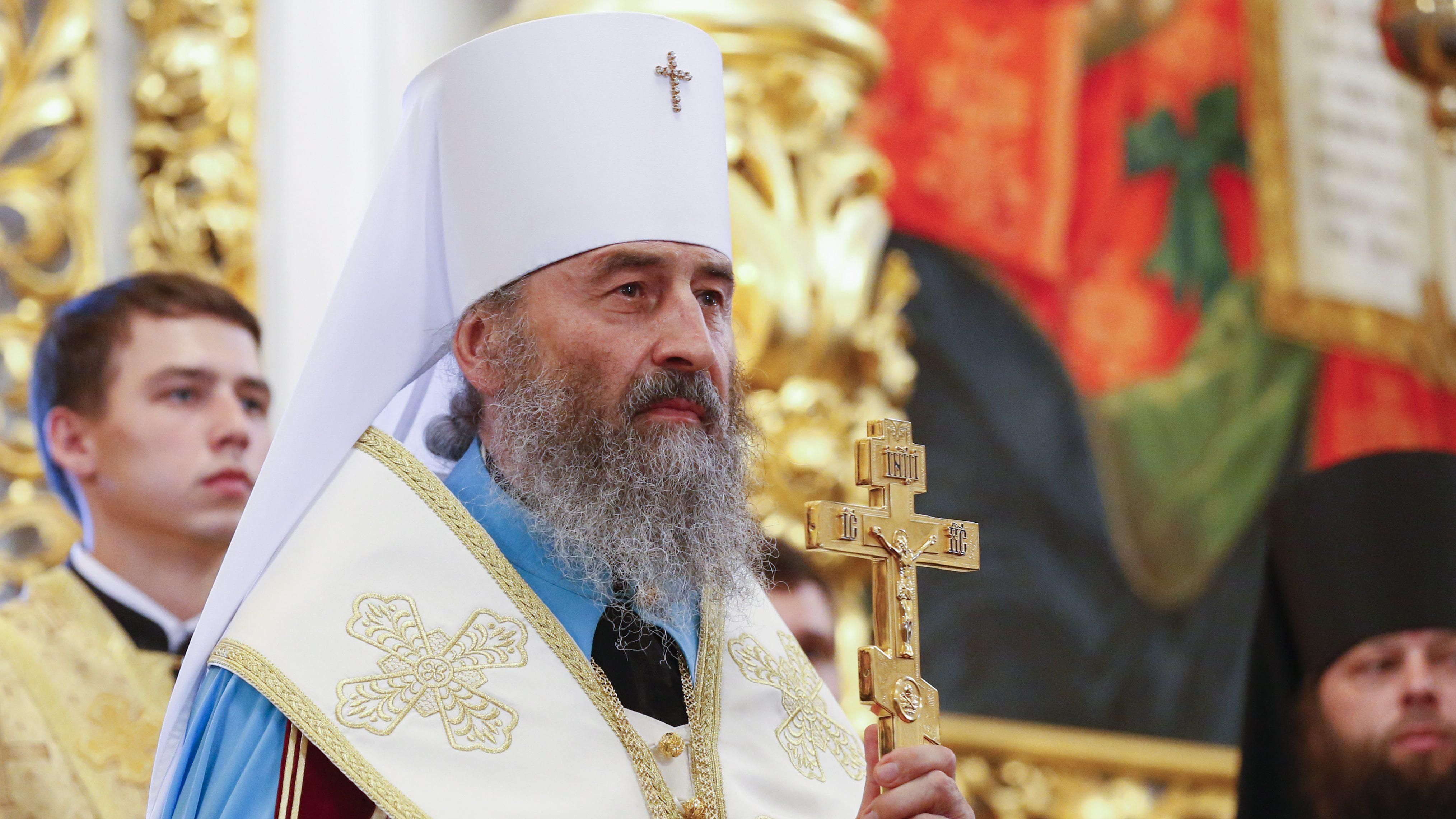 Десант филиала РПЦ засветился на мероприятии в честь памяти жертв Голодомора Десант филиала РПЦ засветился на мероприятии в честь памяти жертв Голодомора