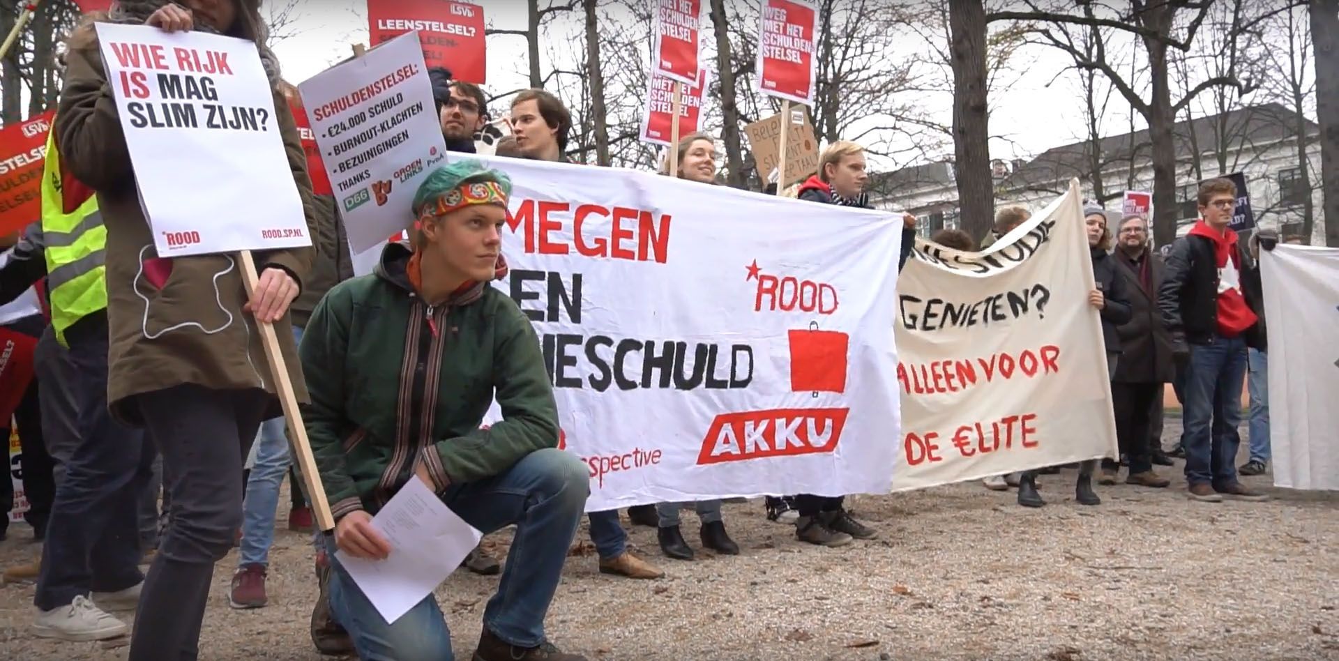 "Мы не имеем возможности учиться": студенты в Нидерландах устроили масштабный митинг
