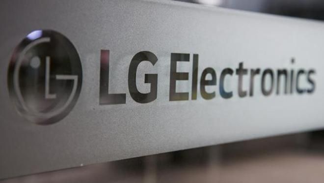 LG запатентувала смартфон із абсолютно рекордною кількістю камер LG запатентувала смартфон із абсолютно рекордною кількістю камер