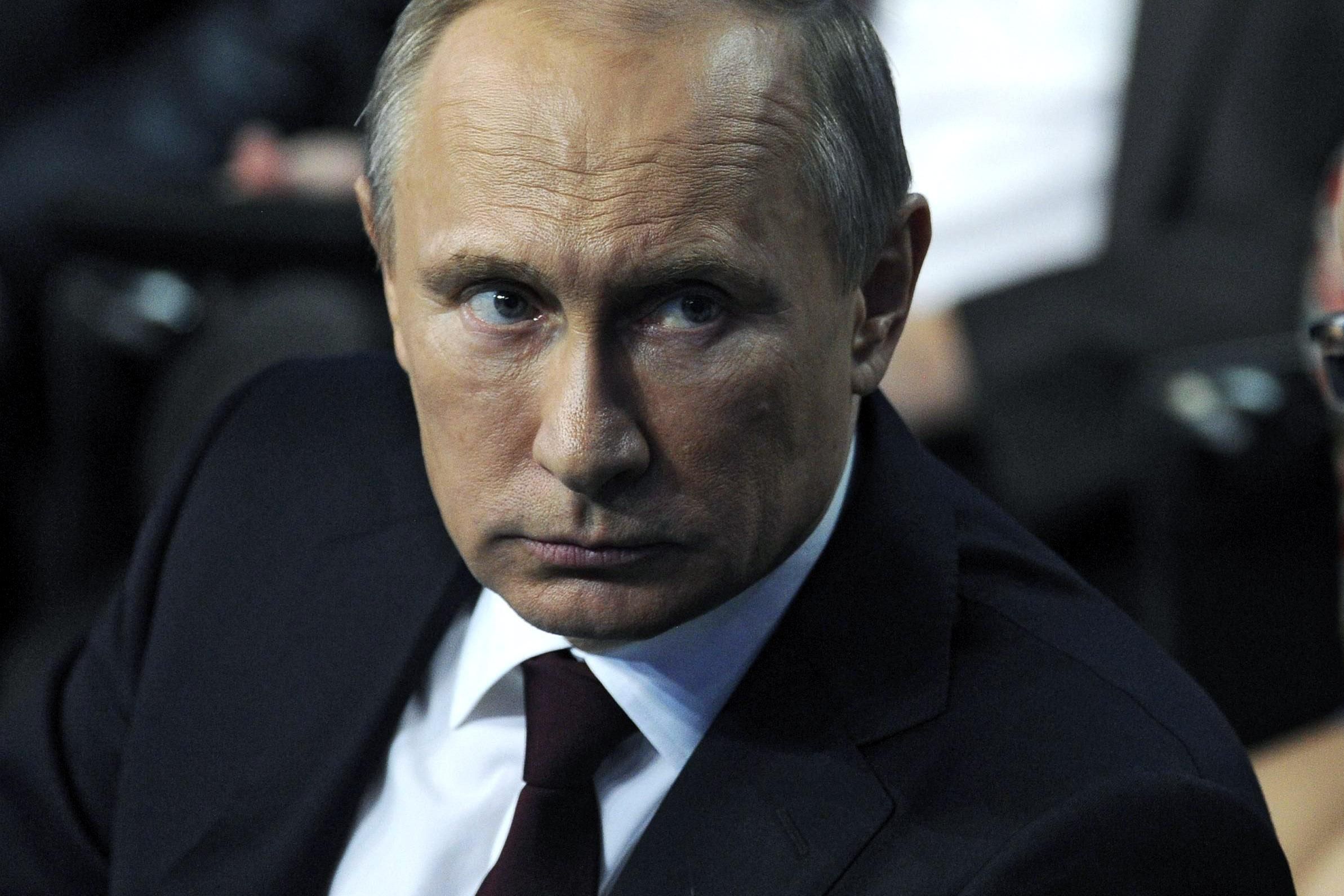 Первые последствиях агрессии Кремля в Азовском море: началось падение московских бирж Первые последствиях агрессии Кремля в Азовском море: началось падение московских бирж