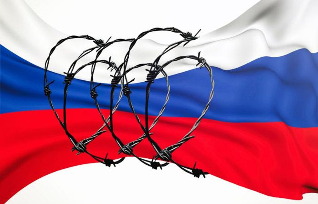 Через агресію РФ в Азові у Європарламенті обговорять посилення санкцій проти Росії Через агресію РФ в Азові у Європарламенті обговорять посилення санкцій проти Росії