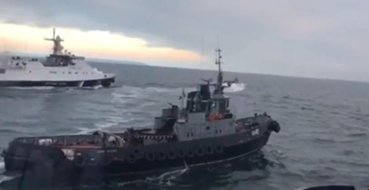 Захоплення українських кораблів в Азовському морі: з'явився список полонених моряків