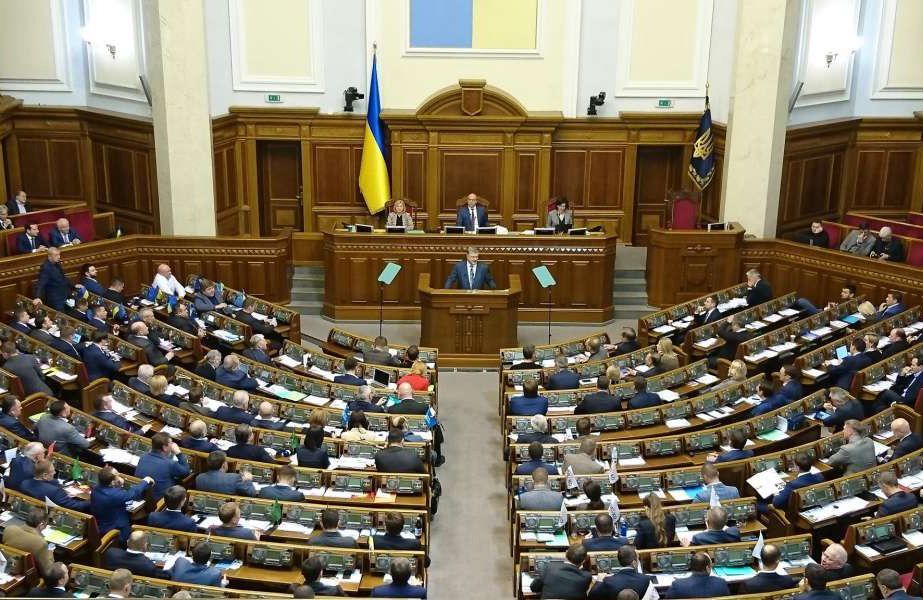Порошенко повертається у Верховну Раду Порошенко повертається у Верховну Раду