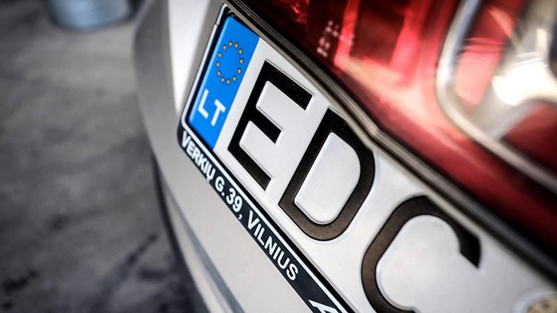 Протести "Євробляхерів": відомо на яких пунктах пропуску досі ускладнений рух Протести "Євробляхерів": відомо на яких пунктах пропуску досі ускладнений рух