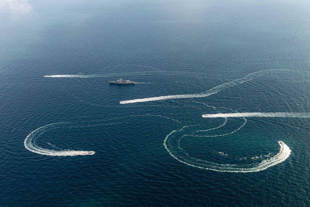 Росія атакувала Україну в Азовському морі: з’явилось фото пошкодженого катера Росія атакувала Україну в Азовському морі: з’явилось фото пошкодженого катера