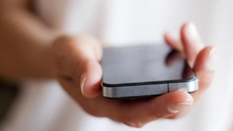 В Польше рассылают фейковые смс о тревоге через военное положение в Украине В Польше рассылают фейковые смс о тревоге через военное положение в Украине