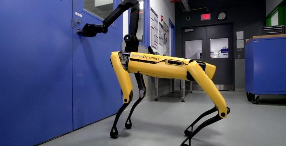 У четвероногого работа SpotMini появились руки: видео У четвероногого работа SpotMini появились руки: видео