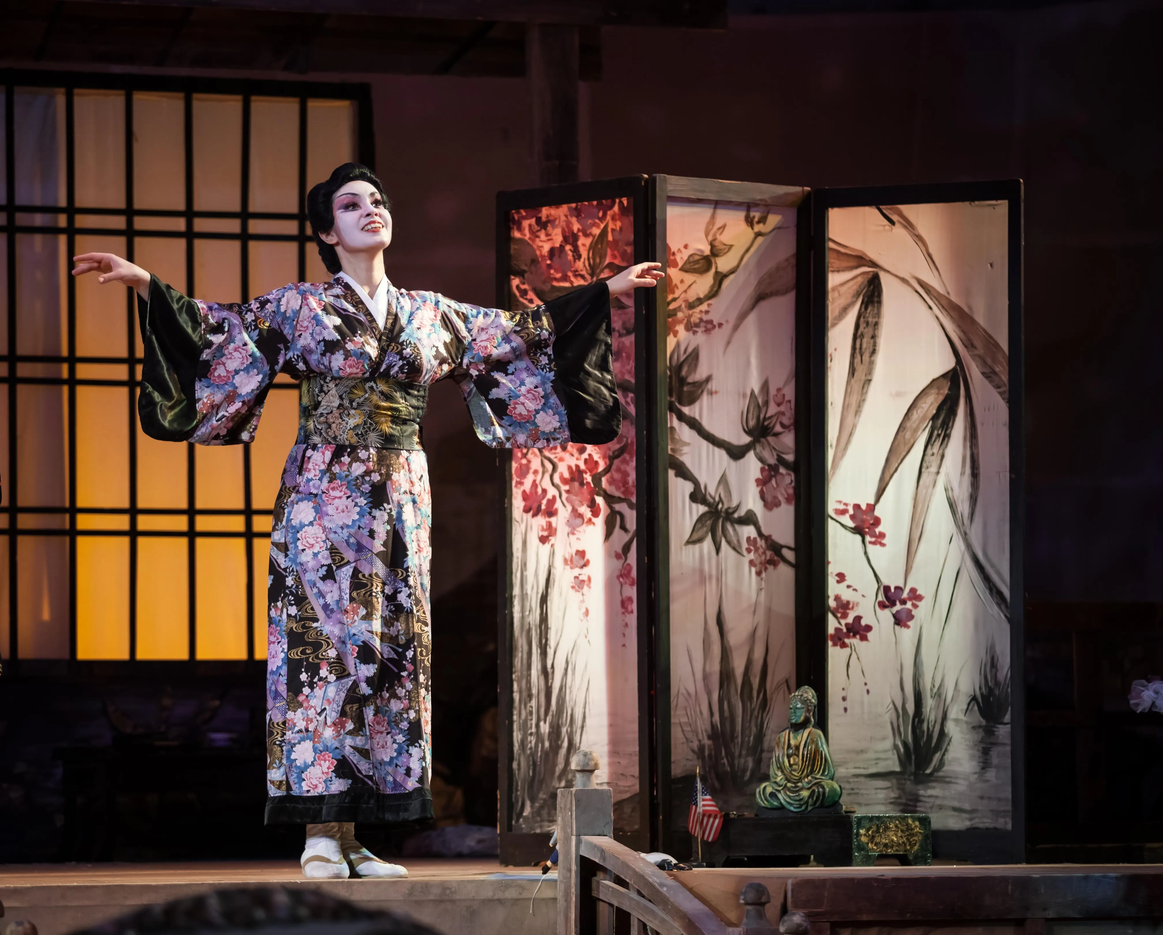 Опера Опера