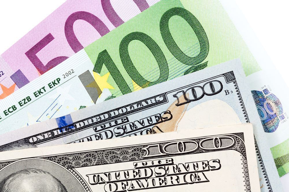 Готівковий курс валют на 28-11-2018: курс долару та євро