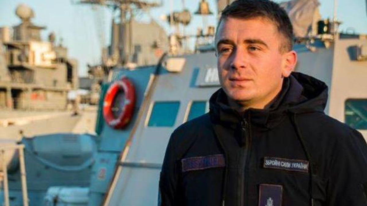В Крыму "суд" арестовал захваченного россиянами командира украинского бронекатера "Никополь" В Крыму "суд" арестовал захваченного россиянами командира украинского бронекатера "Никополь"