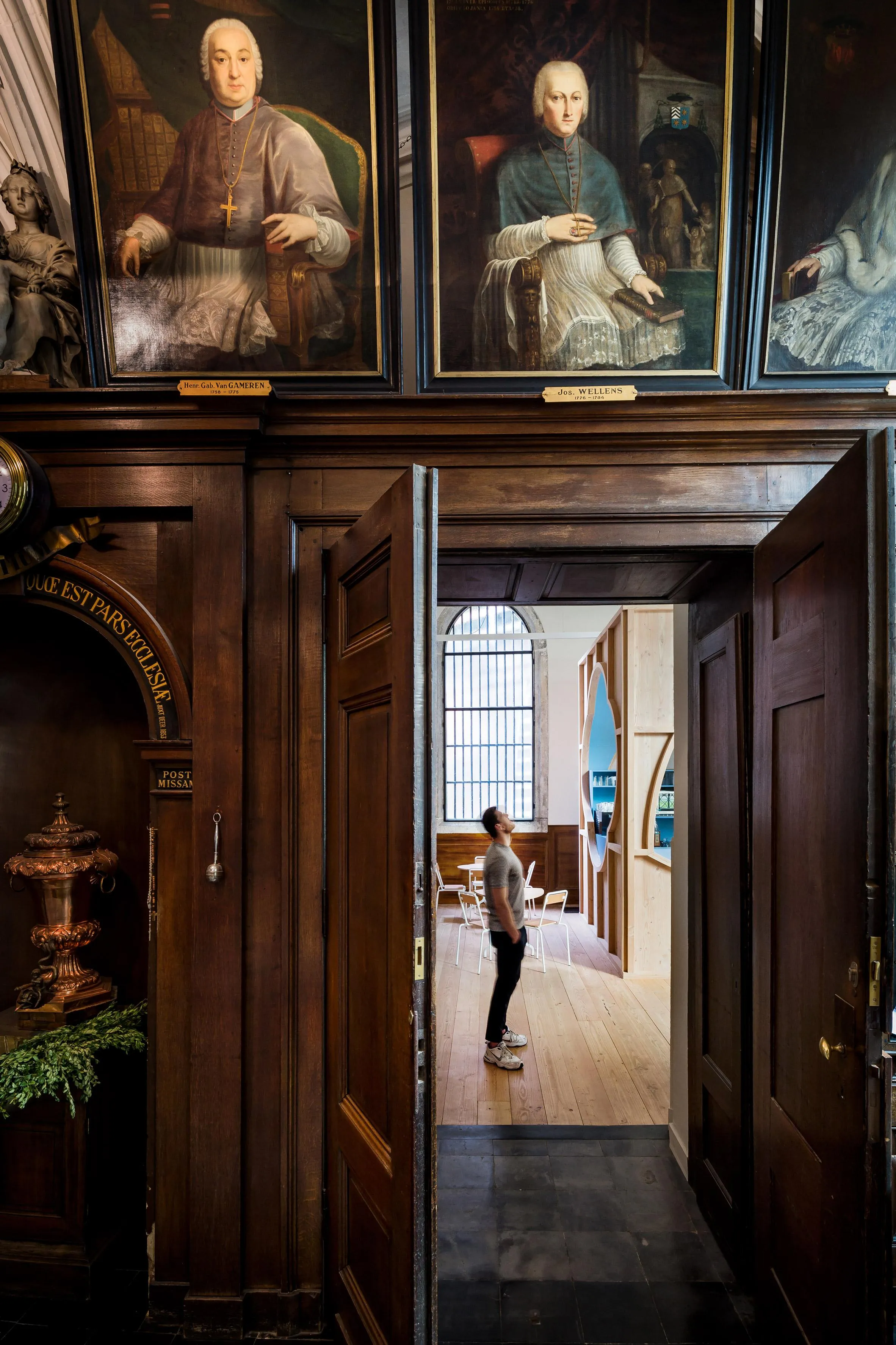 собор кафе Антверпен собор кафе Антверпен