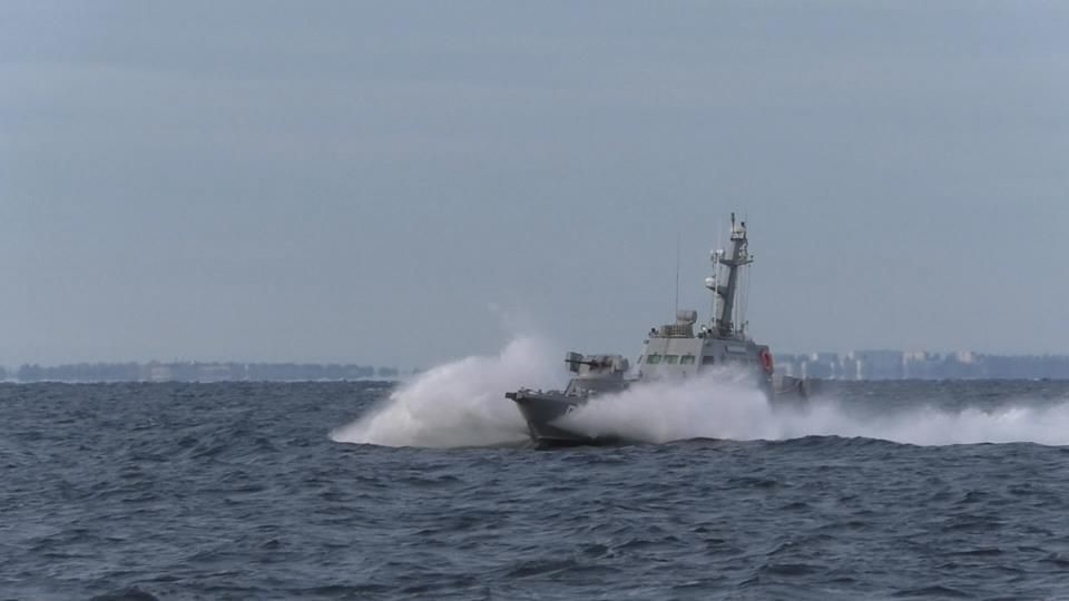 Конфлікт в Азовському морі: чи можливе надання українським морякам статусу військовополонених