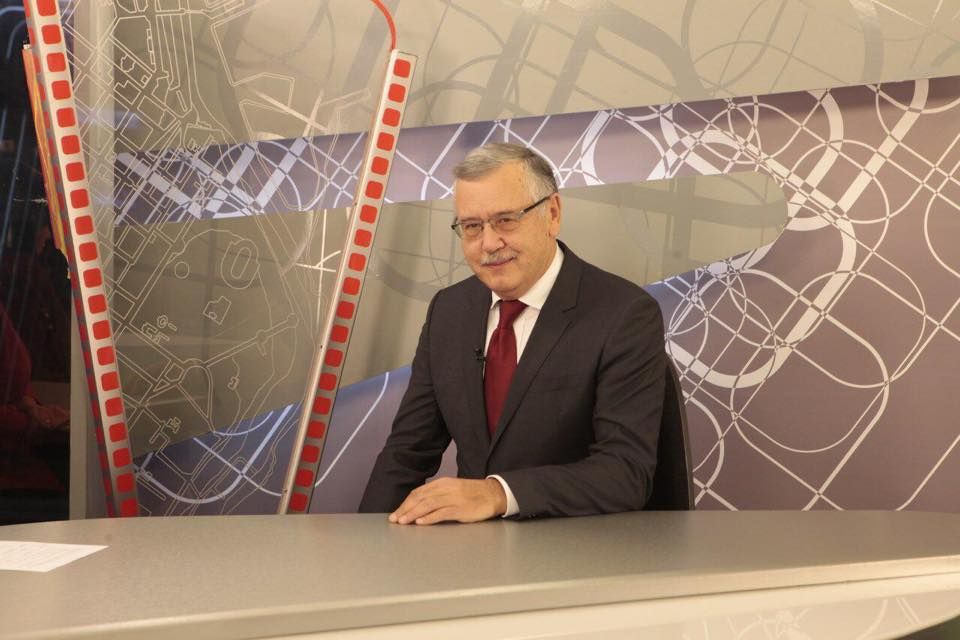 В Одессе напали на Анатолия Гриценко: видео В Одессе напали на Анатолия Гриценко: видео