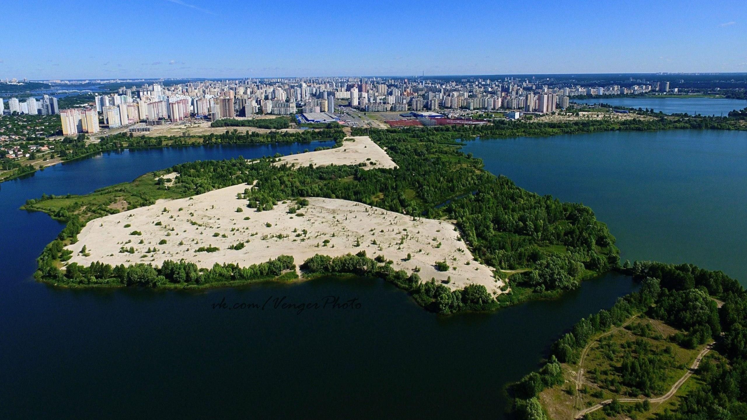 Забудова екопарку на Осокорках: у Київраді підтримали розірвання договору із забудовником Забудова екопарку на Осокорках: у Київраді підтримали розірвання договору із забудовником