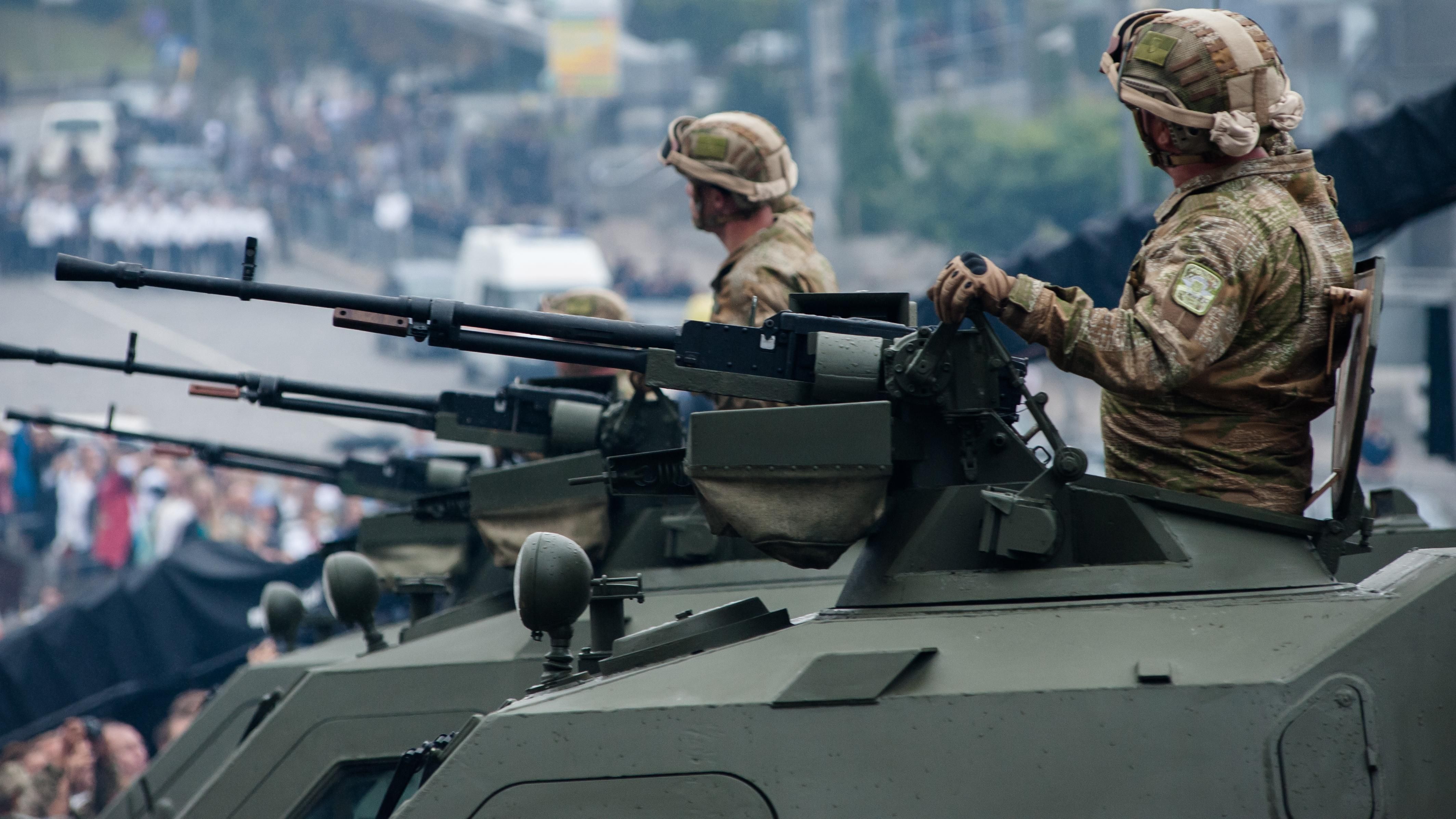 Як воєнний стан повинен вплинути на суспільні процеси в Україні: думка воїна АТО Як воєнний стан повинен вплинути на суспільні процеси в Україні: думка воїна АТО