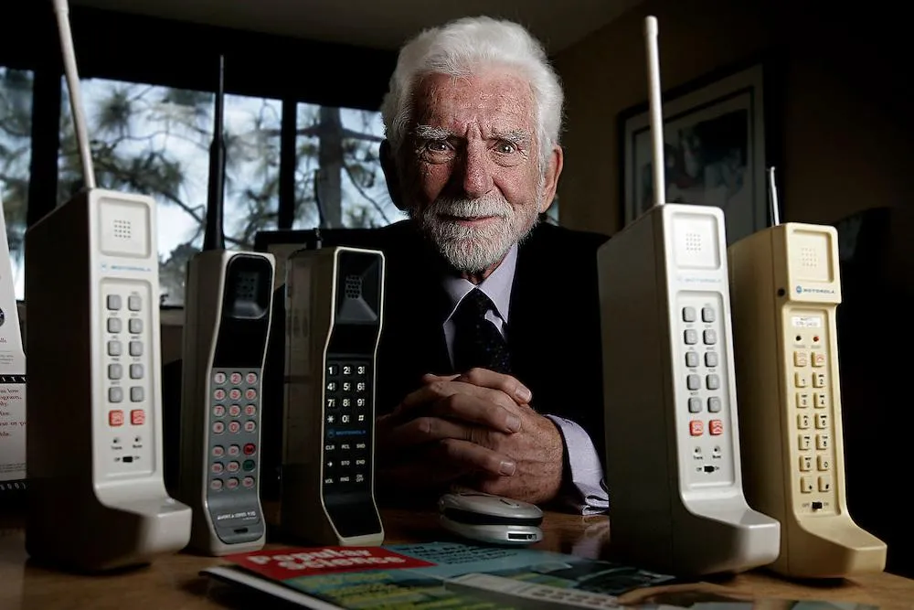 Хто такий Мартін Купер Хто такий Мартін Купер