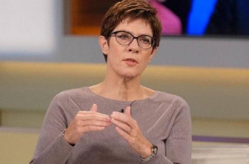 В Германии предложили закрыть порты ЕС и США для российских судов В Германии предложили закрыть порты ЕС и США для российских судов