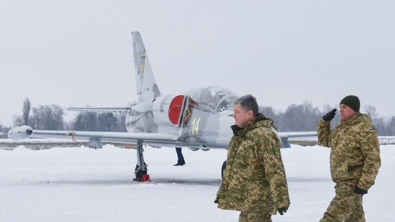 Українські військові отримали новеньку техніку