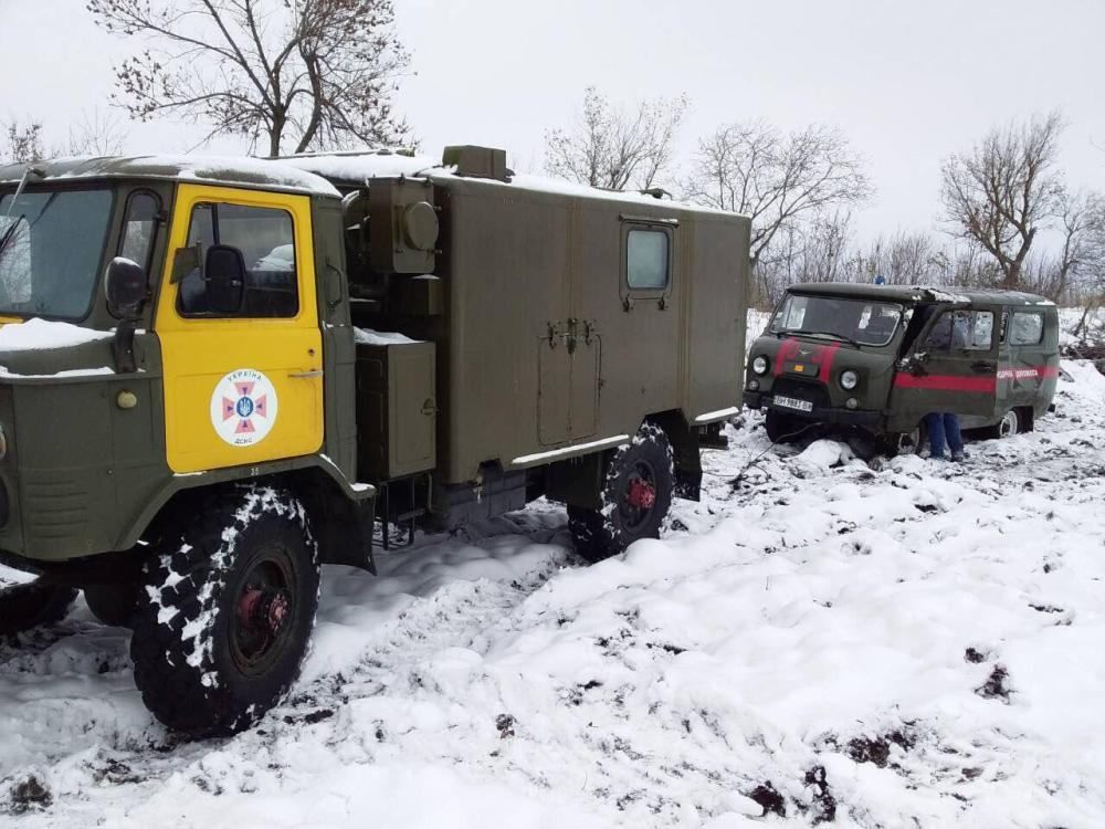 Негода на Одещині: зі снігових заметів витягли понад 20 автомобілів