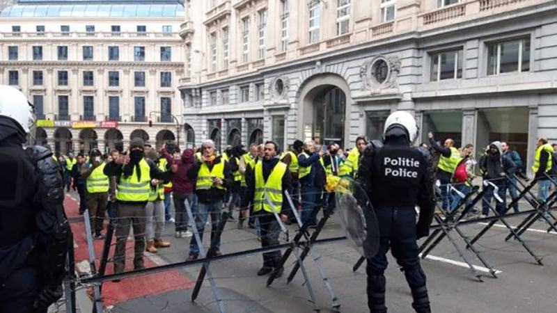 Протести у Франції: мітингувальники приголомшили заявою