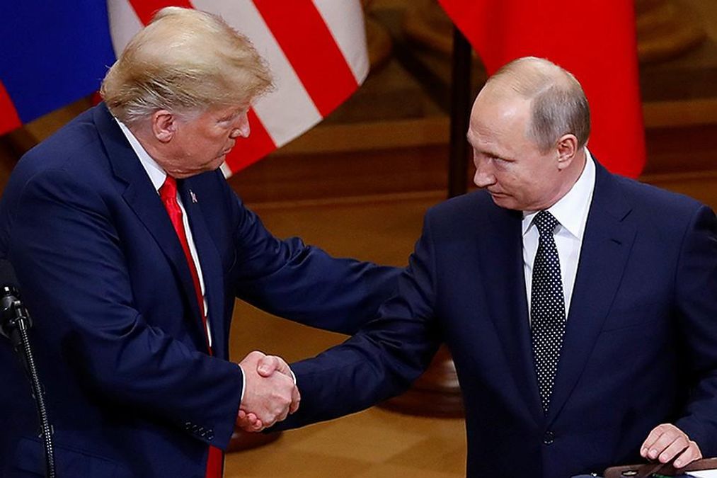 Сенаторы-демократы назвали выход США из ракетного договора подарком Москве Сенаторы-демократы назвали выход США из ракетного договора подарком Москве