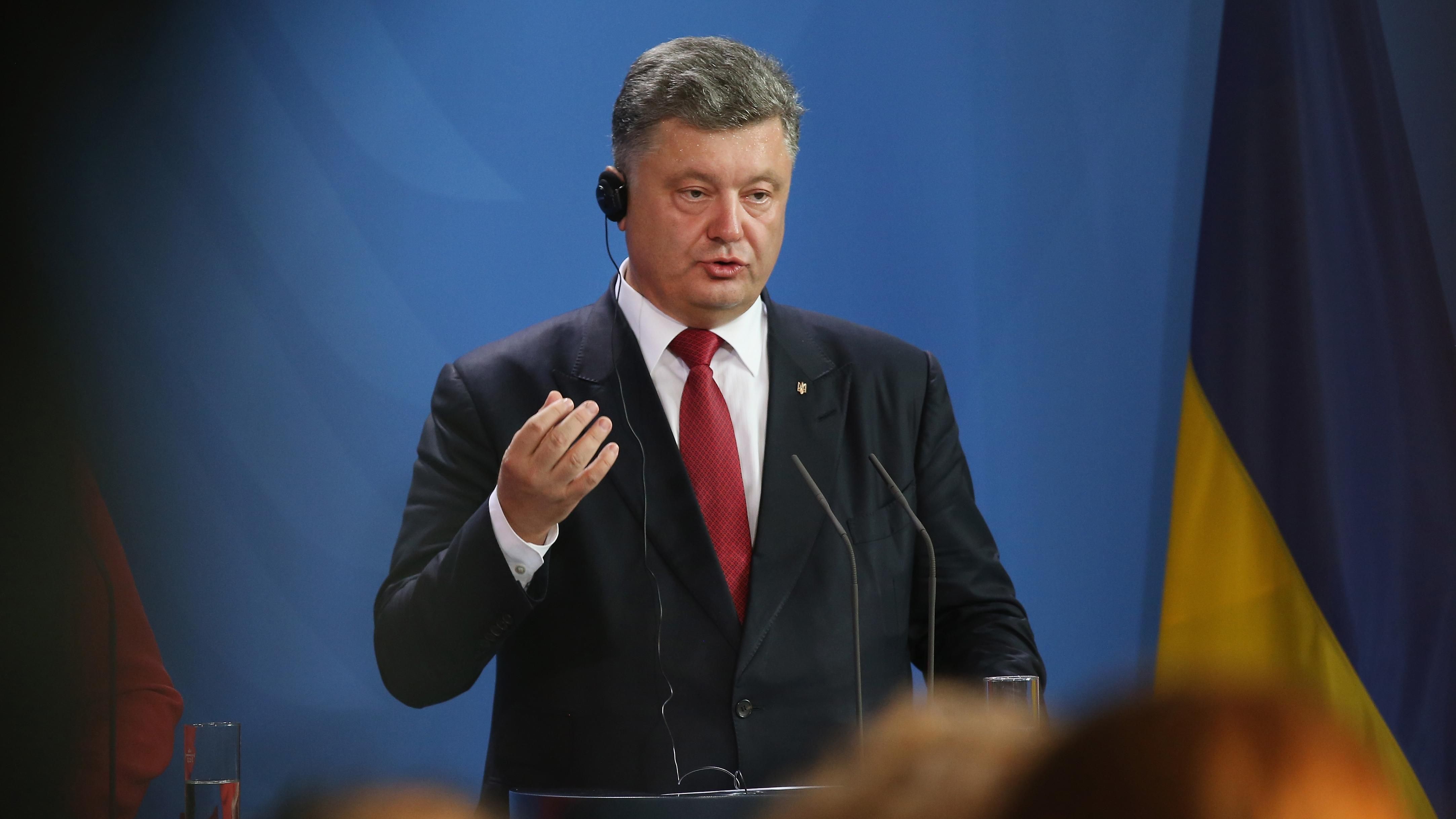 Піратський напад, не відрізняються від сомалійців, – Порошенко про агресію Путіна на Азові Піратський напад, не відрізняються від сомалійців, – Порошенко про агресію Путіна на Азові