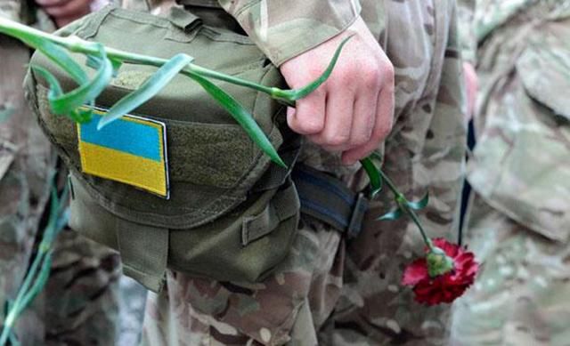 Украина понесла потери на Донбассе, боевики применили запрещенное оружие