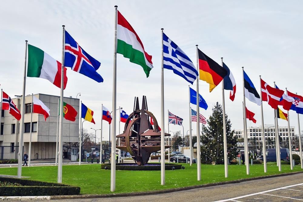 Засідання НАТО у Брюсселі: як країни-учасниці планують реагувати на агресію Росії