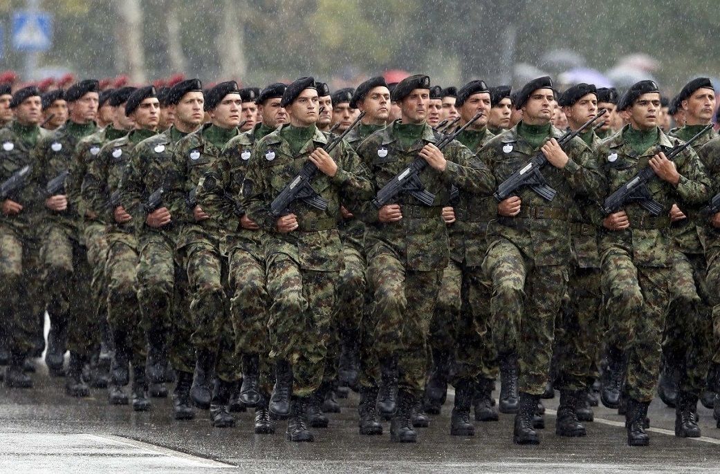 "Отямтеся": Сербія погрожує Косову збройним втручанням "Отямтеся": Сербія погрожує Косову збройним втручанням