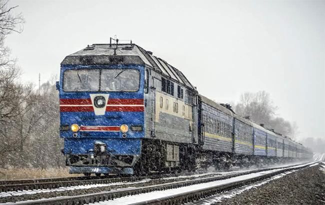 Додаткові поїзди на зимові свята: в "Укрзалізниці" оприлюднили перелік