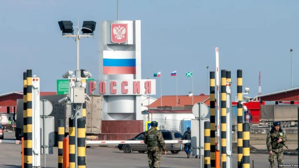 Українці продовжують їздити на заробітки до Росії Українці продовжують їздити на заробітки до Росії