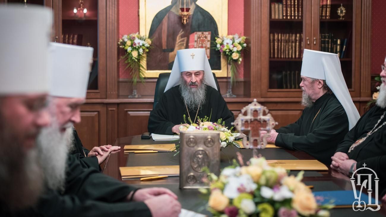 Митрополит Онуфрій заборонив духовенству УПЦ МП брати участь в Об'єднавчому соборі Митрополит Онуфрій заборонив духовенству УПЦ МП брати участь в Об'єднавчому соборі