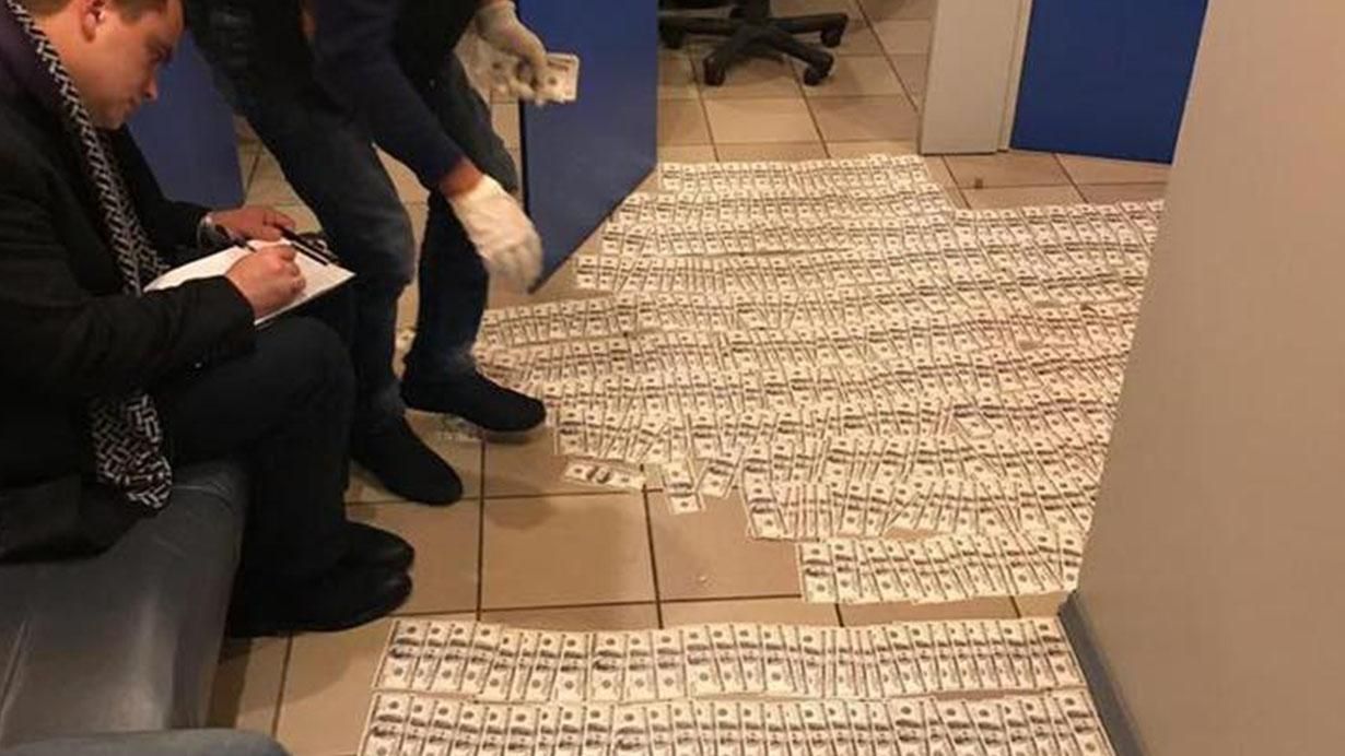 За чималий хабар радник з українського пароплавства хотів незаконно продати державний корабель За чималий хабар радник з українського пароплавства хотів незаконно продати державний корабель