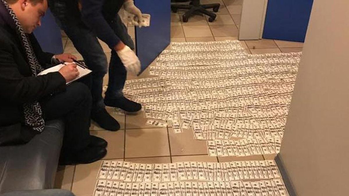 За взятку советник из украинского пароходства хотел незаконно продать государственный корабль За взятку советник из украинского пароходства хотел незаконно продать государственный корабль