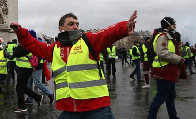"Желтые жилеты" вышли с протестами на улицы еще одной страны ЕС