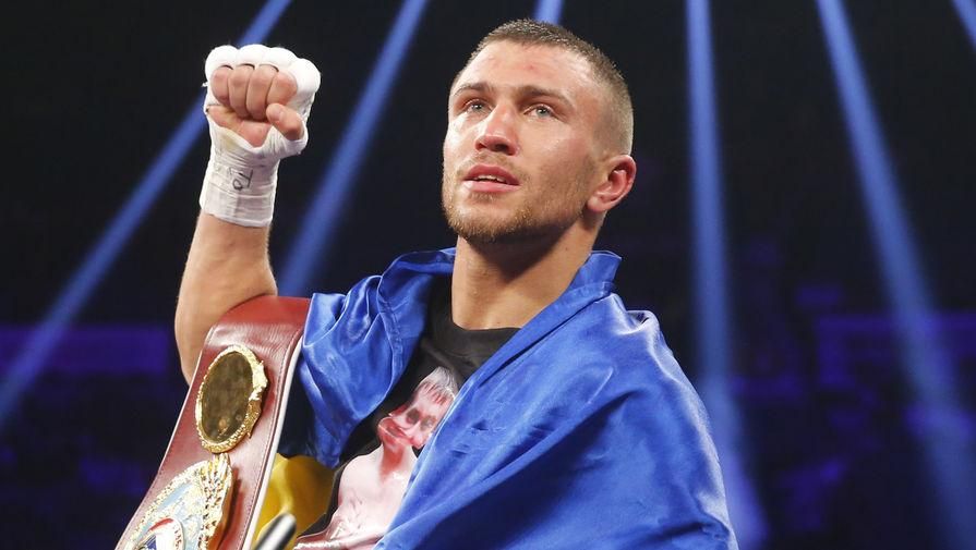 Ломаченко похвалився чемпіонською командою після перемоги над Педрасою: фото