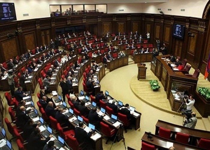 В Армении закончились досрочные парламентские выборы: на них произошло более 100 нарушений